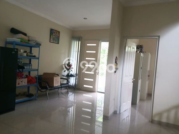 For Sale! Premium House LT 240m2 Desain Modern di Graha Padma For Sale! Premium House LT 240m2 Desain Modern di Graha Padma