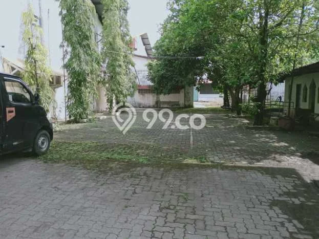 Disewakan Gudang komersial di Jekulo luas bangunan 9000m2 Disewakan Gudang komersial di Jekulo luas bangunan 9000m2