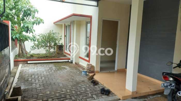 Disewakan! Rumah 3 Kamar Tidur &
3 Kamar Mandi di Krapyak, Semarang Disewakan! Rumah 3 Kamar Tidur &
3 Kamar Mandi di Krapyak, Semarang