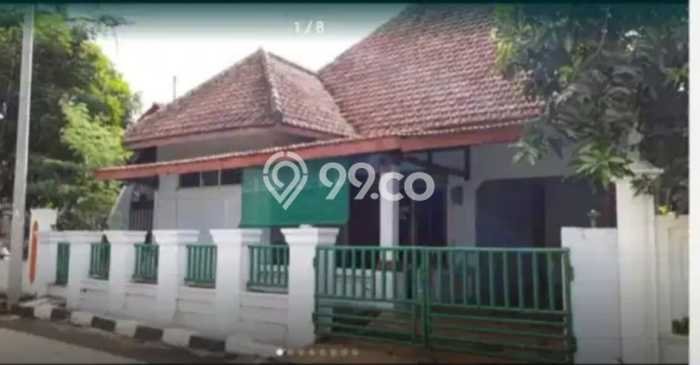 KESEMPATAN TERBAIK! Rumah Nyaman area , Luas 224m2m² LB 300m2m² KESEMPATAN TERBAIK! Rumah Nyaman area , Luas 224m2m² LB 300m2m²