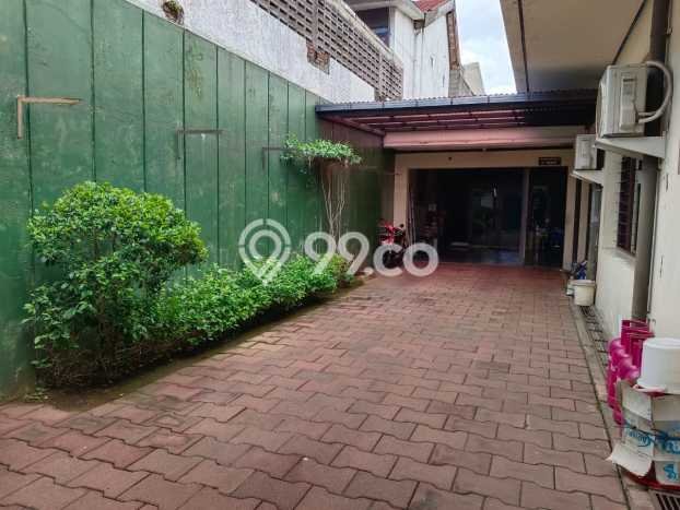 For Sale! Premium House LT 1009m2 Desain Elegan di Dr Cipto Mangunkusomo For Sale! Premium House LT 1009m2 Desain Elegan di Dr Cipto Mangunkusomo