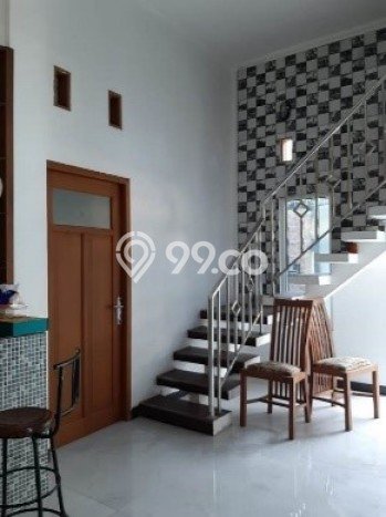 Dijual Cepat Rumah Bagus Siap Huni LB 256m2 di Banyumanik, Semarang Dijual Cepat Rumah Bagus Siap Huni LB 256m2 di Banyumanik, Semarang