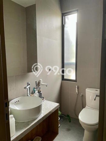 Ready to Use! Premium House LT 180m2 Desain Modern di BSD City Ready to Use! Premium House LT 180m2 Desain Modern di BSD City