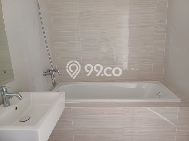 Dijual Rumah Luas Elegan Dengan View Cantik di Gading Serpong, Tangerang Dijual Rumah Luas Elegan Dengan View Cantik di Gading Serpong, Tangerang