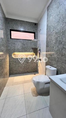 Dijual Rumah Premium dengan Fasilitas Sekitar Komplit di Serpong, Tangerang Selatan Dijual Rumah Premium dengan Fasilitas Sekitar Komplit di Serpong, Tangerang Selatan