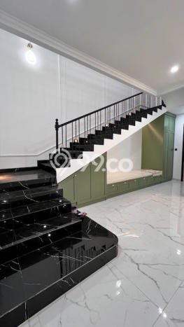 Dijual Rumah Premium dengan Fasilitas Sekitar Komplit di Serpong, Tangerang Selatan Dijual Rumah Premium dengan Fasilitas Sekitar Komplit di Serpong, Tangerang Selatan