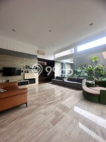 Ready to Use! Luxury House LT 394m2 Desain Modern di Gading Serpong Ready to Use! Luxury House LT 394m2 Desain Modern di Gading Serpong