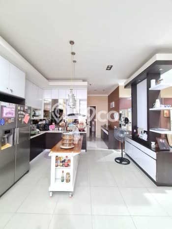 Rumah Elit LB 235m2 Siap Huni Desain Elegan di Summarecon Serpong, Tangerang Rumah Elit LB 235m2 Siap Huni Desain Elegan di Summarecon Serpong, Tangerang