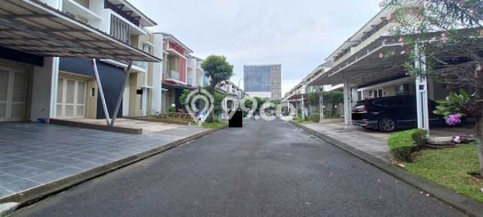 Jarang Ada! Rumah Sewa 3 Kamar Bagus Siap Huni Gading Serpong Jarang Ada! Rumah Sewa 3 Kamar Bagus Siap Huni Gading Serpong