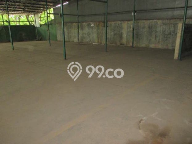 Unit Gudang Dijual di BSD Tangerang Selatan Luas Tanah 840m2, Luas Bangunan 300m2 Unit Gudang Dijual di BSD Tangerang Selatan Luas Tanah 840m2, Luas Bangunan 300m2