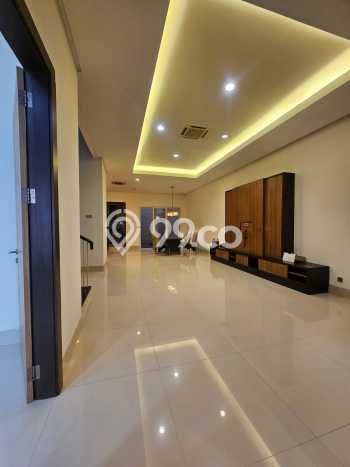 Dijual Rumah Luas Megah Dengan View Eksklusif di Pantai Indah Kapuk, Jakarta Utara Dijual Rumah Luas Megah Dengan View Eksklusif di Pantai Indah Kapuk, Jakarta Utara