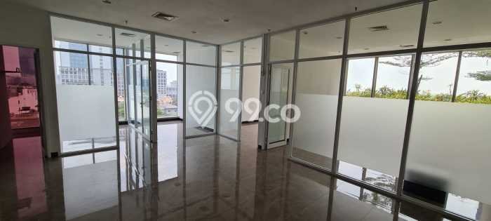 Kantor Bagus Dijual LB 131m2 Lokasi Strategis Jakarta Utara Area Cocok untuk Bisnis Kantor Bagus Dijual LB 131m2 Lokasi Strategis Jakarta Utara Area Cocok untuk Bisnis