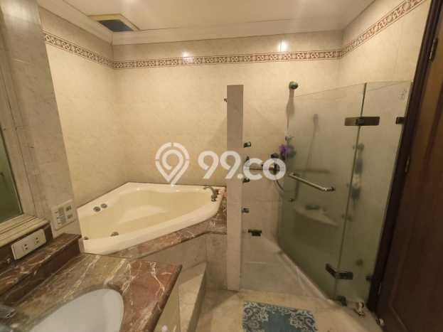 Apartemen Strategis 244m2 di Pantai Mutiara Jakarta Utara 3 Bedroom Apartemen Strategis 244m2 di Pantai Mutiara Jakarta Utara 3 Bedroom