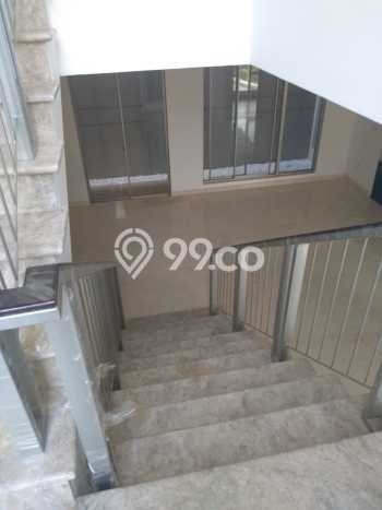Rumah Luxury Modern Tanpa Renovasi di Golf Island Jakarta Utara Rumah Luxury Modern Tanpa Renovasi di Golf Island Jakarta Utara