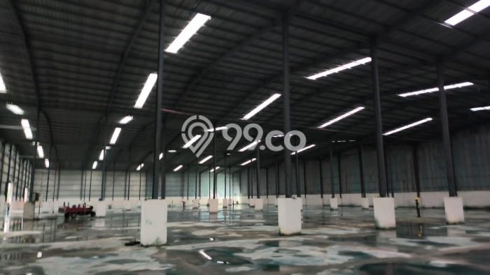 Unit Gudang disewakan di Tangerang Tangerang dengan LT 22650m2 / LB 12240m2 Unit Gudang disewakan di Tangerang Tangerang dengan LT 22650m2 / LB 12240m2