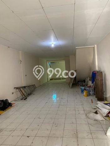 Unit Komersial Disewakan di Jakarta Barat Area Strategis Harga Kompetitif Unit Komersial Disewakan di Jakarta Barat Area Strategis Harga Kompetitif