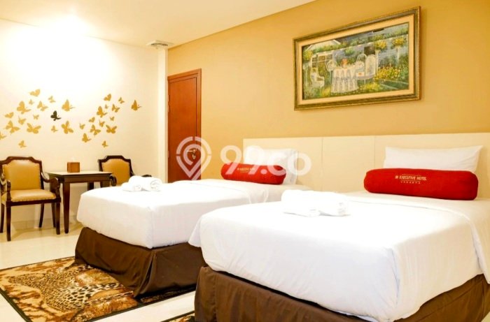 Hotel Kawasan , Luas 7200m2m², Area Komersial, Strategis Hotel Kawasan , Luas 7200m2m², Area Komersial, Strategis