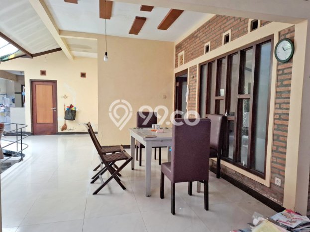 Hunian Cantik Modern Lb 360m2 di Sleman, Sleman Hunian Cantik Modern Lb 360m2 di Sleman, Sleman