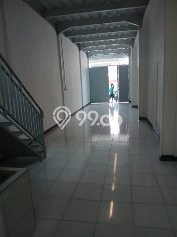 Ruko Disewa di Bekasi dengan LB 130m2 Area Komersial Ramai Ruko Disewa di Bekasi dengan LB 130m2 Area Komersial Ramai