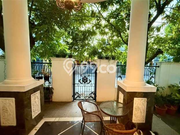 Rumah Mewah LB 330m2 Siap Huni Desain Elegan di Taman Galaxy, Bekasi Rumah Mewah LB 330m2 Siap Huni Desain Elegan di Taman Galaxy, Bekasi