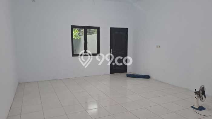 Unit Gudang Disewa Lokasi Tangerang, Tangerang Spesifikasi Luas Bangunan 720m2 Unit Gudang Disewa Lokasi Tangerang, Tangerang Spesifikasi Luas Bangunan 720m2