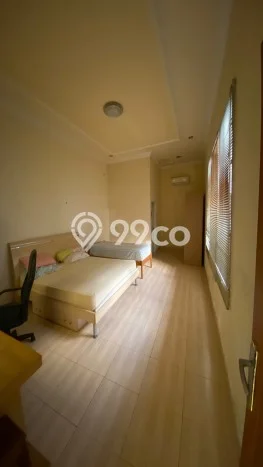 UNIT LANGKA! Rumah kawasan Panjang Jiwo, 4 KT, Pemandangan Indah, LT 480m2m² LB 250m2m² UNIT LANGKA! Rumah kawasan Panjang Jiwo, 4 KT, Pemandangan Indah, LT 480m2m² LB 250m2m²