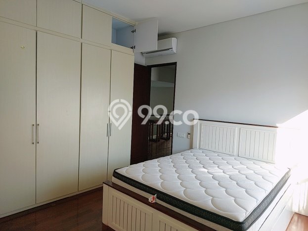 Rumah di Graha, Lingkungan Strategis, 4 KT Rumah di Graha, Lingkungan Strategis, 4 KT
