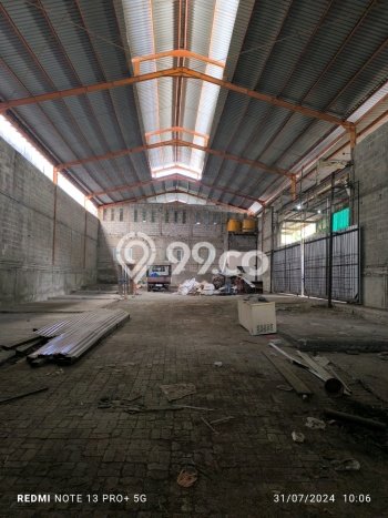 Unit Gudang Dijual di Driyorejo Gresik Luas Bangunan 1400m2 Unit Gudang Dijual di Driyorejo Gresik Luas Bangunan 1400m2