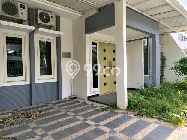 Dijual Rumah Eksklusif 1 KT di Pondok Tjandra, Sidoarjo Dijual Rumah Eksklusif 1 KT di Pondok Tjandra, Sidoarjo