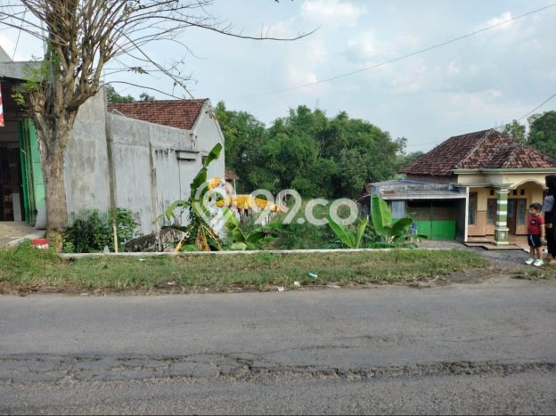 Tanah Lokasi Strategis di Kedamean, Luas 557m2m², Lingkungan Asri, Dekat Kedamean, Gresik, Gresik Tanah Lokasi Strategis di Kedamean, Luas 557m2m², Lingkungan Asri, Dekat Kedamean, Gresik, Gresik