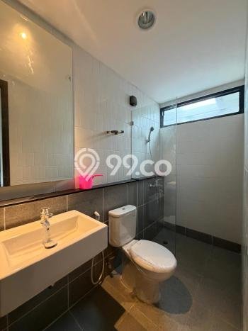 Disewakan! Rumah 4 Kamar Tidur &
2 Kamar Mandi di Summarecon Bandung, Bandung Disewakan! Rumah 4 Kamar Tidur &
2 Kamar Mandi di Summarecon Bandung, Bandung