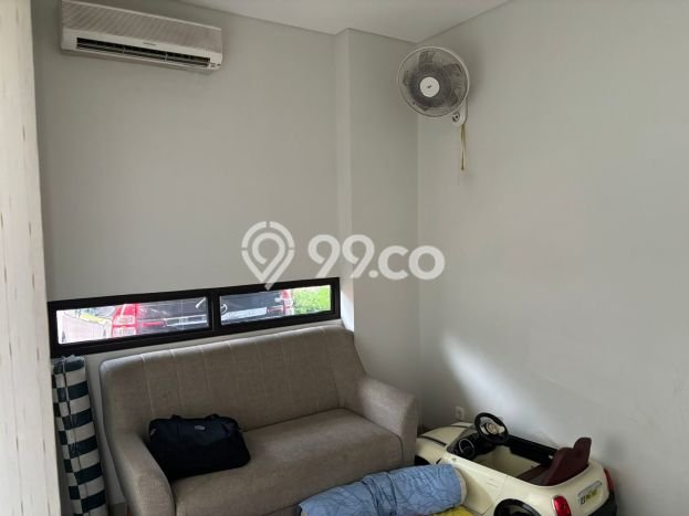 HARGA SPECIAL! Rumah Strategis lokasi Summarecon Bandung, Luas 105m2m² LB 105m2m² HARGA SPECIAL! Rumah Strategis lokasi Summarecon Bandung, Luas 105m2m² LB 105m2m²