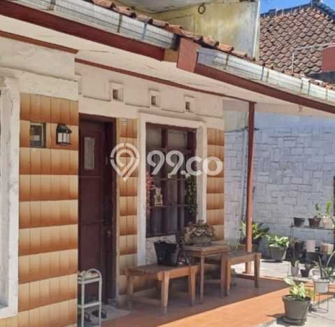 Rumah Luas Asri 6 KT Siap Huni di Buah Batu Bandung Rumah Luas Asri 6 KT Siap Huni di Buah Batu Bandung
