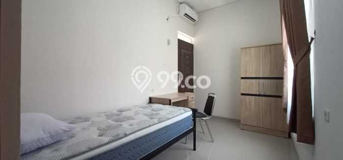Dijual Segera Kost 5 Kamar, 5 Kamar Mandi di Jatinangor, Sumedang, Luas 102m2 Dijual Segera Kost 5 Kamar, 5 Kamar Mandi di Jatinangor, Sumedang, Luas 102m2