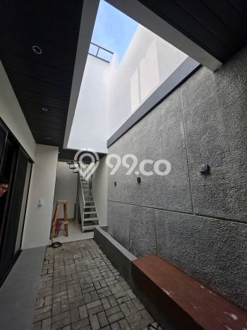 Rumah Elit LB 300m2 Siap Huni Desain Elegan di Pantai Indah Kapuk 2, Jakarta Utara Rumah Elit LB 300m2 Siap Huni Desain Elegan di Pantai Indah Kapuk 2, Jakarta Utara