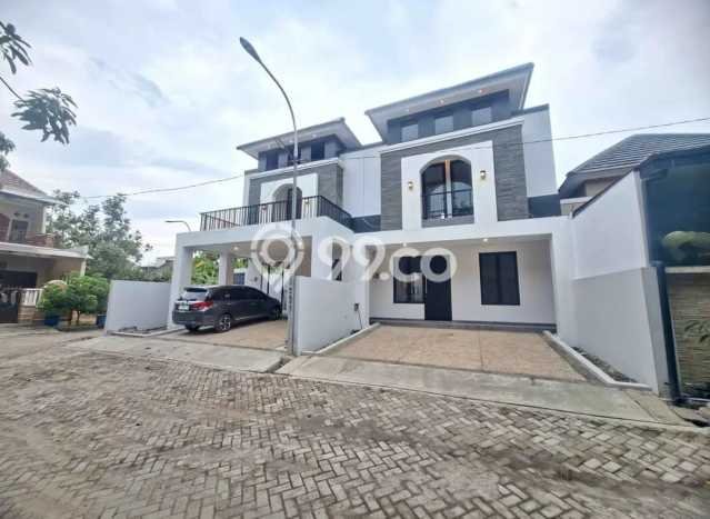 For Sale Rumah 3 Kamar Lokasi Ideal Nyaman dan Strategis di Pedurungan For Sale Rumah 3 Kamar Lokasi Ideal Nyaman dan Strategis di Pedurungan