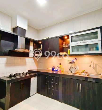 Jual Rumah Luas Megah Dengan View Cantik di Pleburan, Semarang Jual Rumah Luas Megah Dengan View Cantik di Pleburan, Semarang
