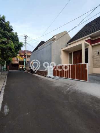 Dijual Rumah 2 Kamar Lokasi Strategis Nyaman dan Strategis di Banyumanik Dijual Rumah 2 Kamar Lokasi Strategis Nyaman dan Strategis di Banyumanik