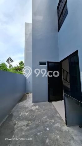 Jual Rumah Strategis Bagus Punya 3 KT di Banyumanik Semarang SHM Jual Rumah Strategis Bagus Punya 3 KT di Banyumanik Semarang SHM