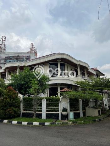 Rumah Elit Modern Siap Huni di Tanjung Barat Jakarta Selatan Rumah Elit Modern Siap Huni di Tanjung Barat Jakarta Selatan