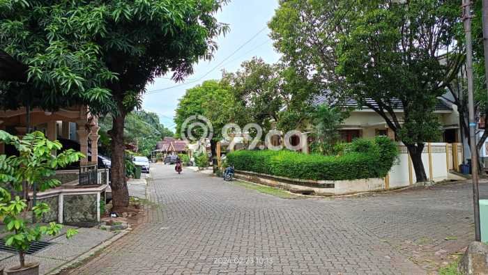 Jual Rumah Strategis Bagus Punya 5 KT di Bekasi Barat Bekasi SHM Jual Rumah Strategis Bagus Punya 5 KT di Bekasi Barat Bekasi SHM
