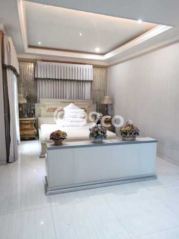 Rumah Elit Modern Siap Huni di Dharma Husada Surabaya Rumah Elit Modern Siap Huni di Dharma Husada Surabaya