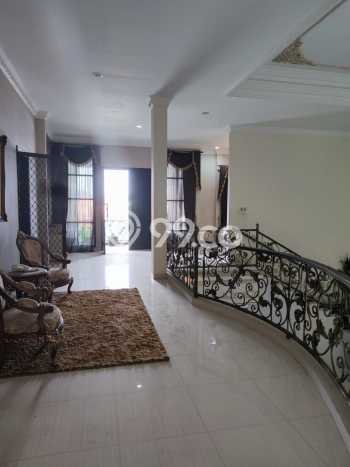 Rumah Elit Modern Siap Huni di Dharma Husada Surabaya Rumah Elit Modern Siap Huni di Dharma Husada Surabaya