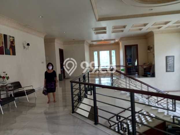 Jual Rumah Mewah Megah Dengan View Eksklusif di Lippo Karawaci, Tangerang Jual Rumah Mewah Megah Dengan View Eksklusif di Lippo Karawaci, Tangerang