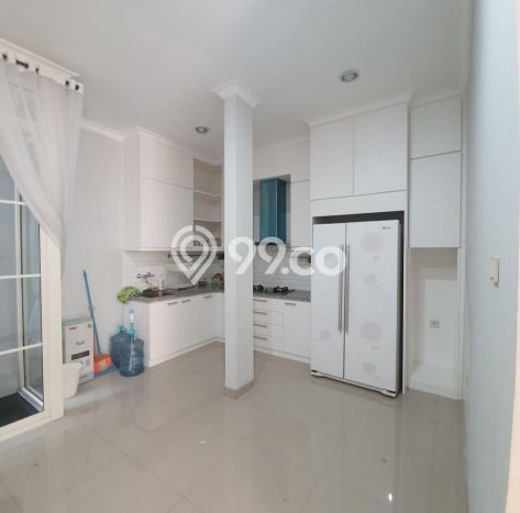 Rumah EXCLUSIVE area , Jakarta Barat, Luas 90m2m² Bangunan 120m2m² HARGA TERBAIK! Rumah EXCLUSIVE area , Jakarta Barat, Luas 90m2m² Bangunan 120m2m² HARGA TERBAIK!