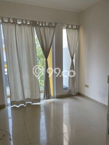 Dijual Hunian Rumah Terawat 3 Kamar di Green Lake City, Jakarta Barat Dijual Hunian Rumah Terawat 3 Kamar di Green Lake City, Jakarta Barat