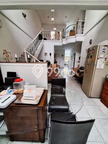 Hot Offer Hunian Mewah Ideal dan Luas di Kembangan, Jakarta Barat Hot Offer Hunian Mewah Ideal dan Luas di Kembangan, Jakarta Barat
