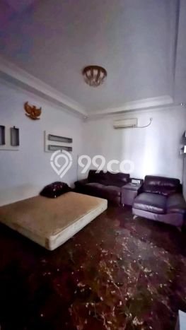 Rumah Luas Asri 4 KT Siap Pakai di Green Lake City Jakarta Barat Rumah Luas Asri 4 KT Siap Pakai di Green Lake City Jakarta Barat