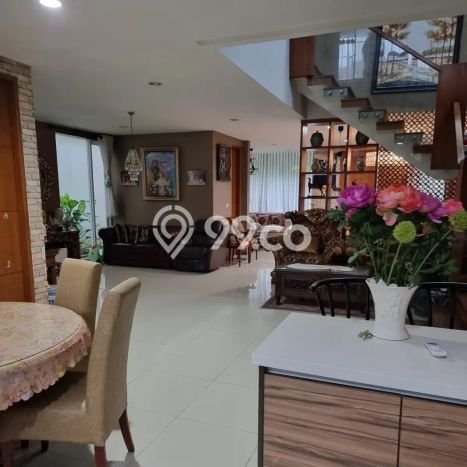 Jual Rumah Luas Megah Dengan View Eksklusif di Pondok Indah, Jakarta Selatan Jual Rumah Luas Megah Dengan View Eksklusif di Pondok Indah, Jakarta Selatan