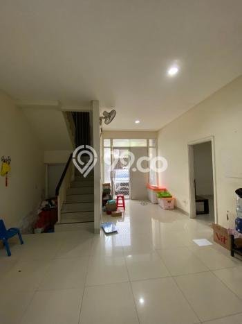 Rumah Elit Modern Siap Huni di Green Lake City Jakarta Barat Rumah Elit Modern Siap Huni di Green Lake City Jakarta Barat